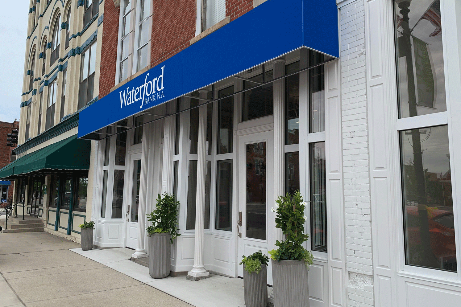 Exterior of the Findlay Loan Office.